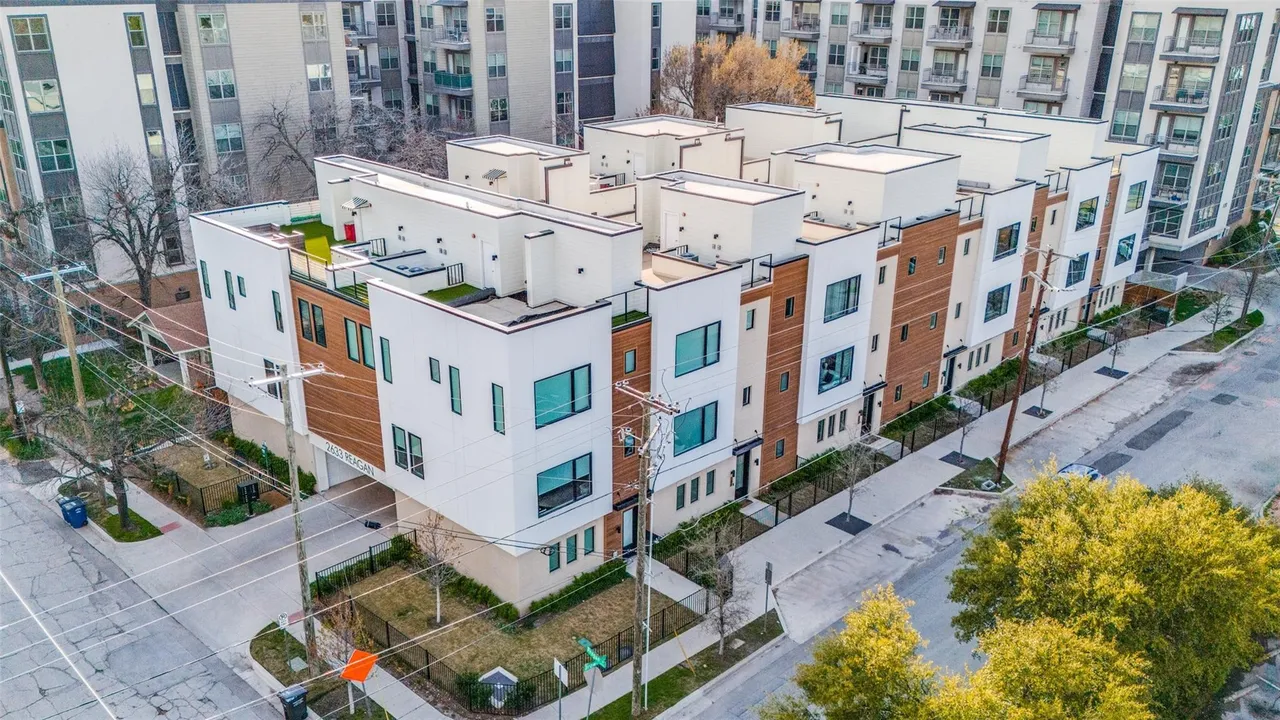 Reagan Street Townhomes
